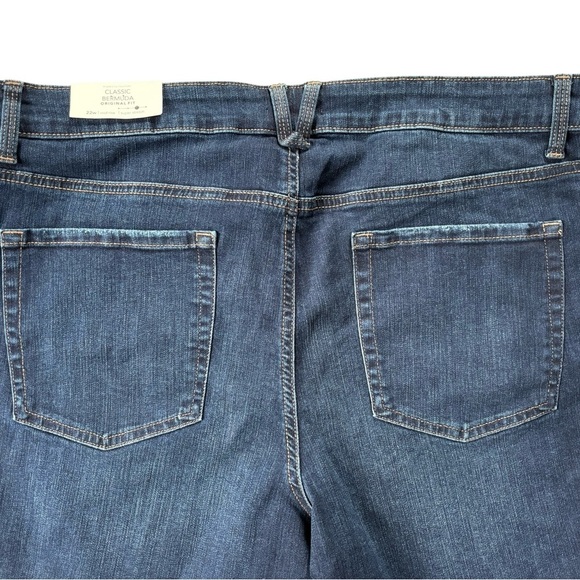 M Jeans By Maurice’s Classic Bermuda Shorts 22W Original Fit Stretch Dark Wash - Picture 4 of 7